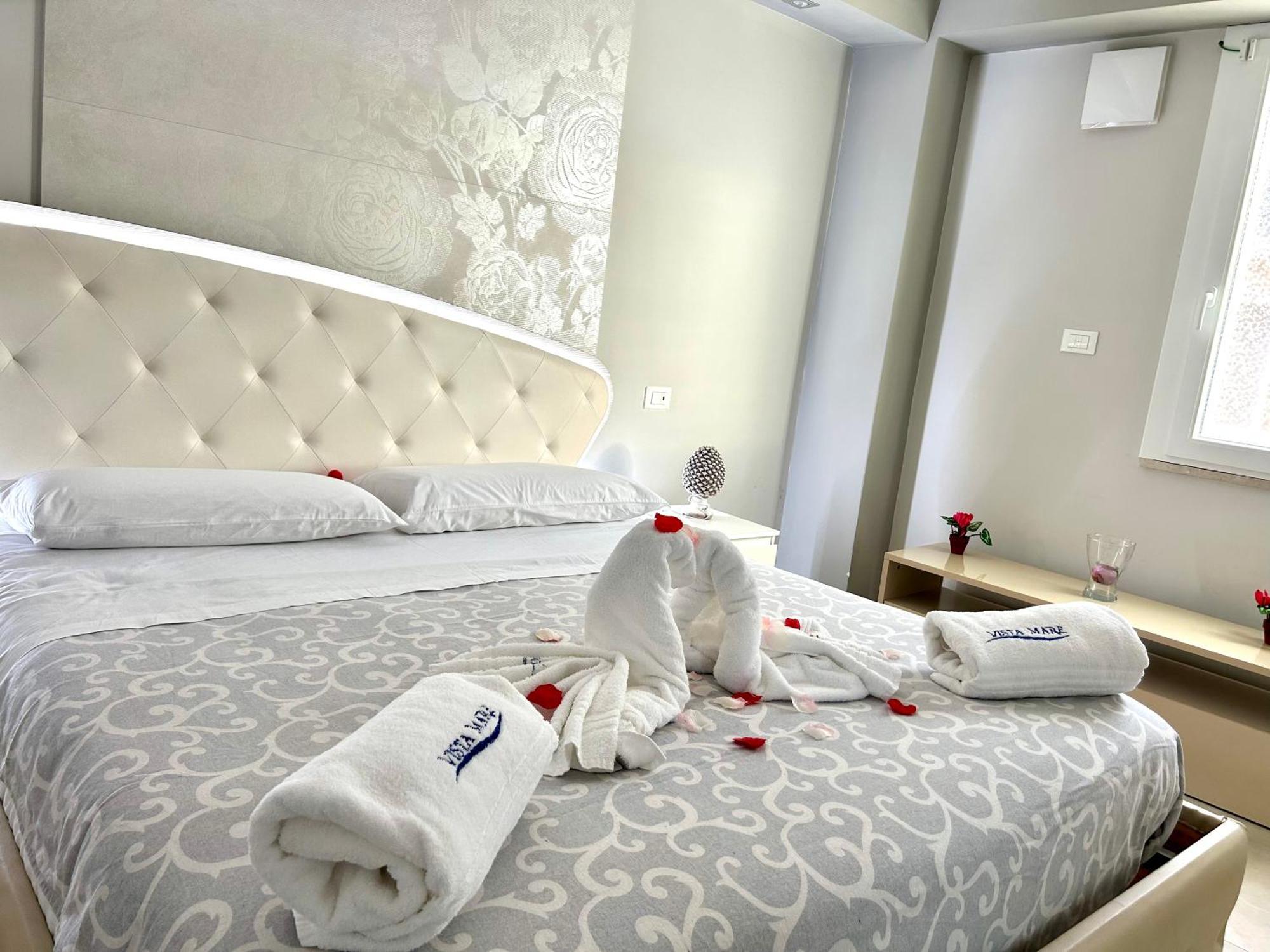 Vista Mare Apartments Giardini Naxos Phòng bức ảnh