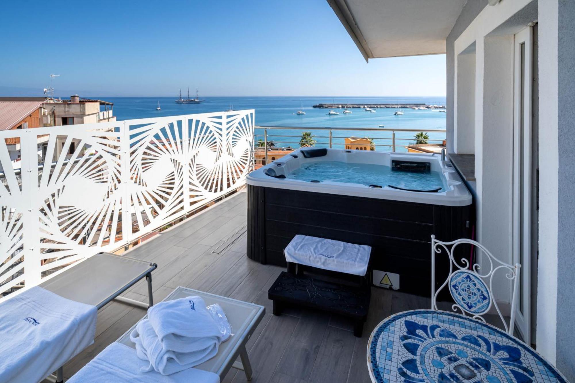 Vista Mare Apartments Giardini Naxos Ngoại thất bức ảnh